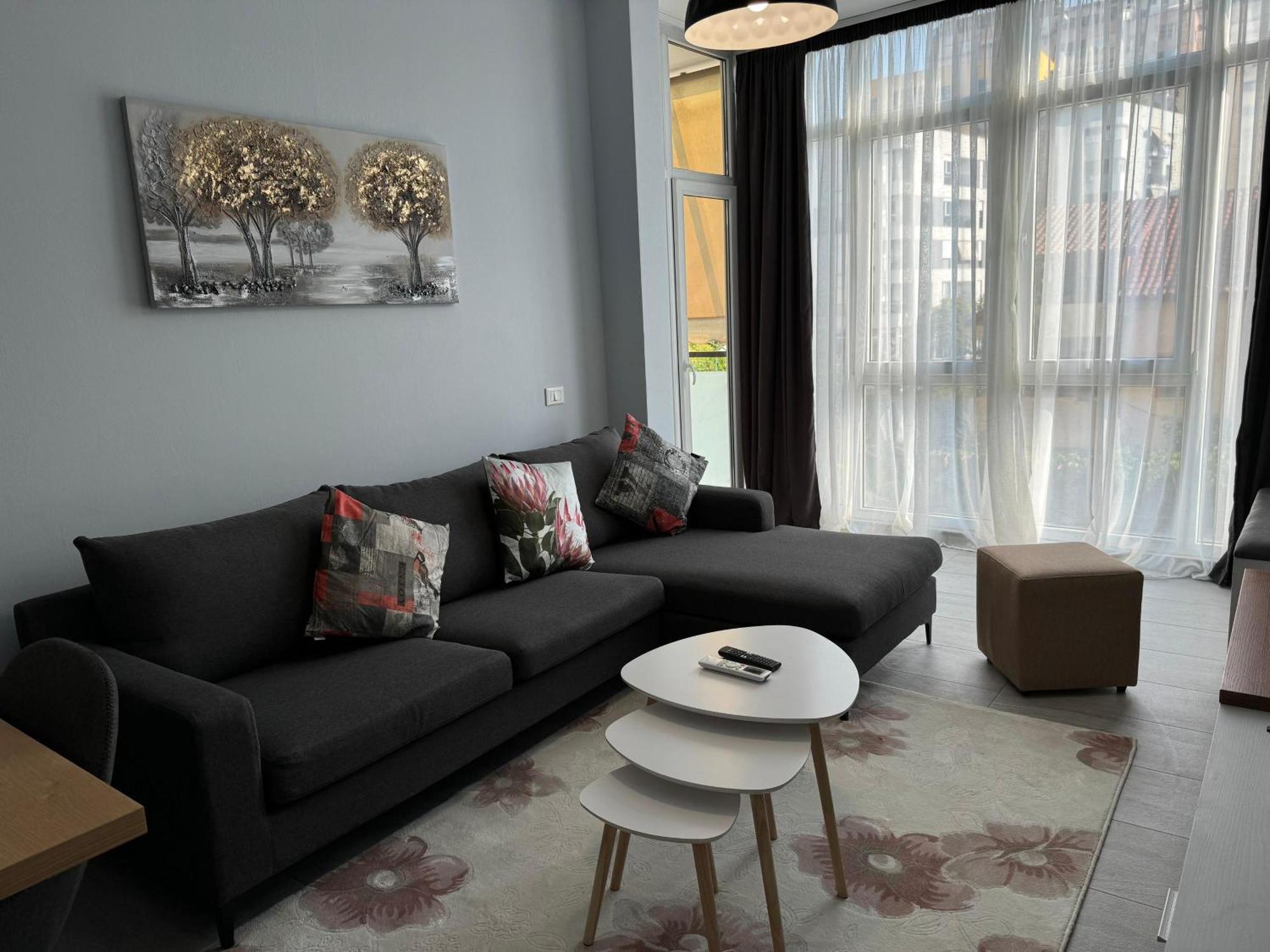 Apartment Kika Complex 2 Sunny Balcony Tirana